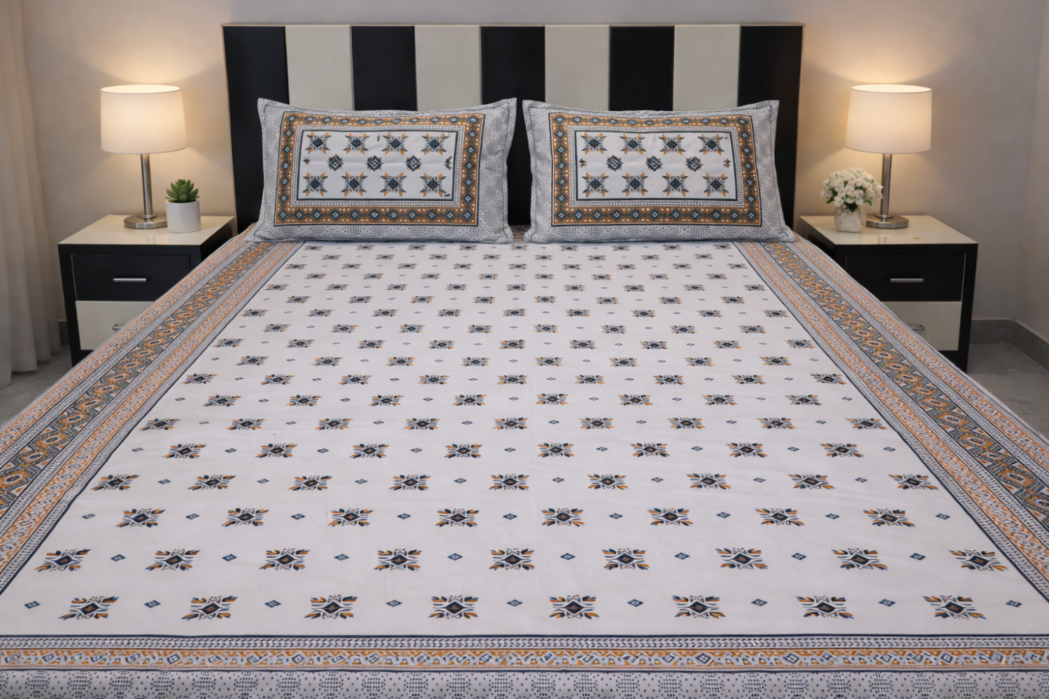 Classic Geometric Petals Cotton Double Bedsheet Set